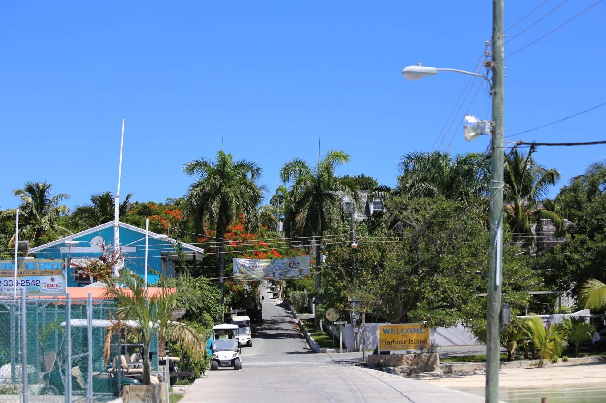 Tingum Village Hotel Dunmore Town 外观 照片